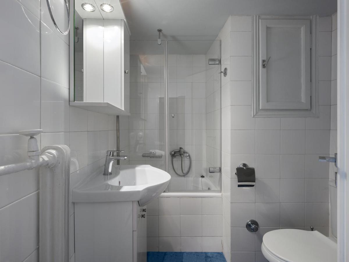 Beautiful Apartment In Kolonaki アテネ エクステリア 写真
