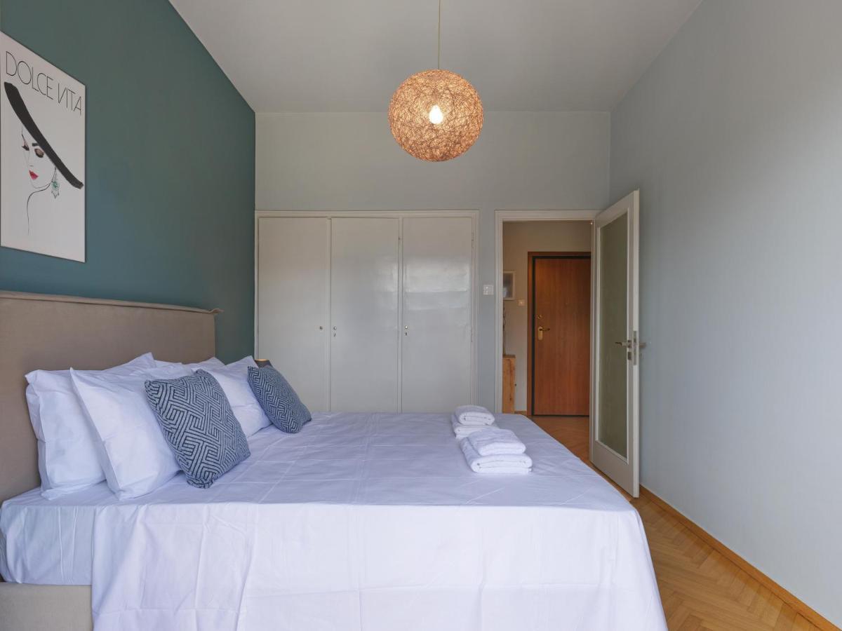 Beautiful Apartment In Kolonaki アテネ エクステリア 写真